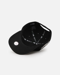 New Era Los Angeles Dodgers 'Gold Medal Badge' 9FORTY A-Frame Snapback Black/White/Green