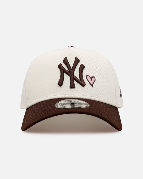 New Era New York Yankees 'Pink Satin Hearts Walnut' 9FORTY A-Frame Snapback Chrome/Walnut