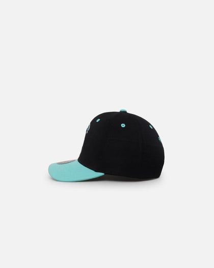 Mitchell & Ness Charlotte Hornets "Ice Blue" Script Origin Snapback Black/Ice Blue