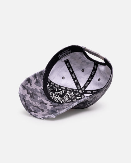 Von Dutch Distressed Dad Strapback Grey/Camo