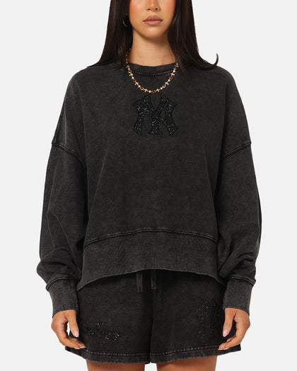 Pro Standard Women's New York Yankees Washed Crystaline Crewneck Washed Black