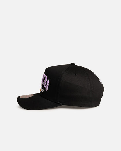 Mitchell & Ness Los Angeles Lakers 'Black Letter' Pro Pinch Snapback Black