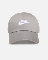 Nike Club Unstructured Futura Wash Strapback Cap Black/Particle