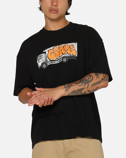 Carre Graffiti Truck T-Shirt Black