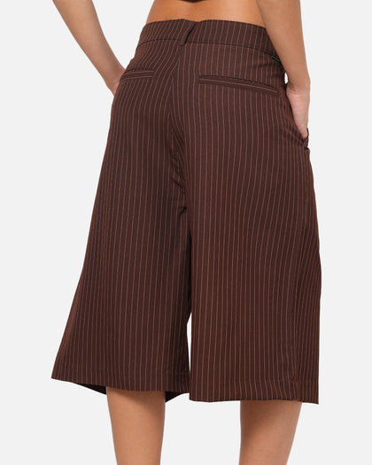 Carre Heritage Pleated Shorts Brown