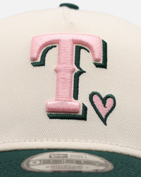 New Era Texas Rangers 'Pink Satin Hearts Green' 9FORTY A-Frame Snapback Chrome/Dark Green