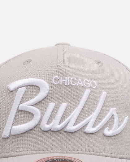 Mitchell & Ness Chicago Bulls 'Gray Tones' MVP Snapback Gray
