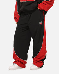 Mitchell & Ness Chicago Bulls Nylon Tracksuit Pants Black/Red