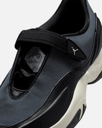 Jordan Women's Pointe Black/Sail