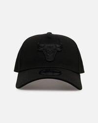 New Era Chicago Bulls 'Easy Black' 9FORTY A-Frame Snapback Black/Black