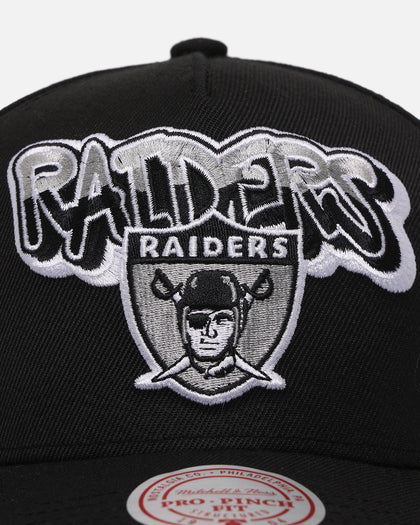 Mitchell & Ness Las Vegas Raiders Champs Graffiti Pro Crown Snapback Black