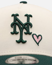 New Era New York Mets 'Pink Satin Hearts Green' 9FORTY A-Frame Snapback Chrome/Dark Green