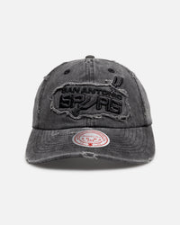 Mitchell & Ness San Antonio Spurs 'Destroyed' Dad Fit Strapback Washed Black