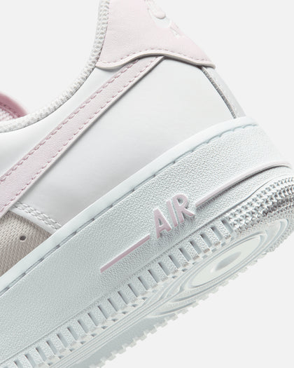 Nike Women's Air Force 1 '07 SE White