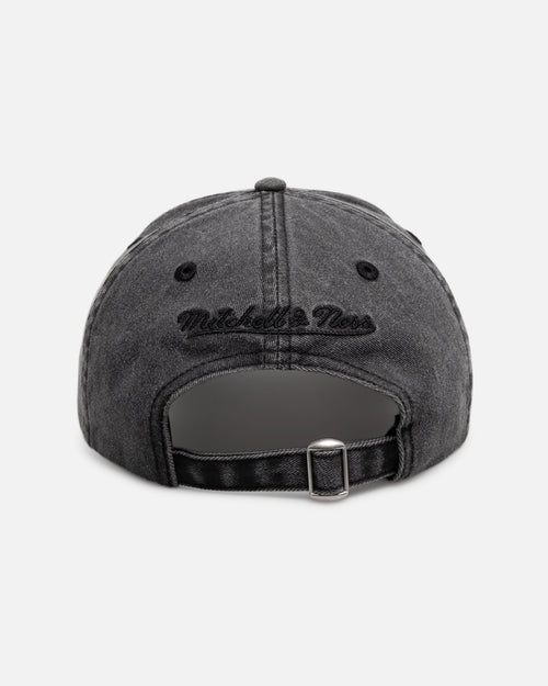 Mitchell & Ness Chicago Bulls 'Destroyed' Dad Fit Strapback Washed Black
