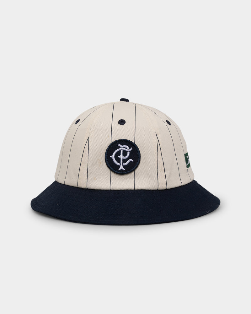 Carre Base Bucket Hat Off White/Navy
