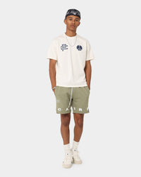 Carré Enhance Fleece Shorts Army Green