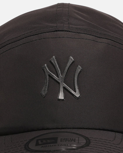 New Era New York Yankees 'New Era x Alpha Industries' Camper Strapback Black