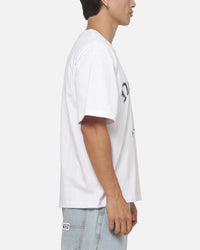 Majestic Athletic New York Yankees Blackletter Arch Cropped T-Shirt White