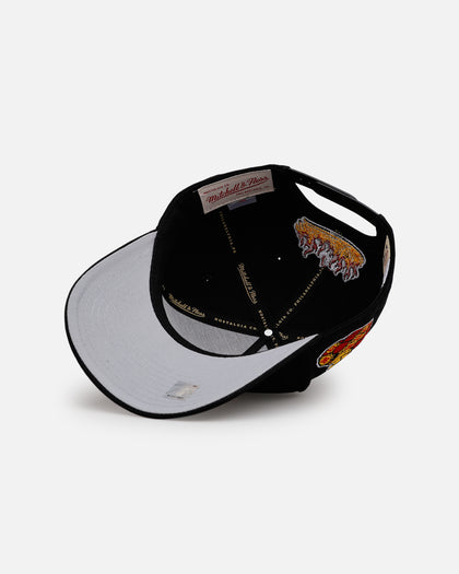 Mitchell & Ness Chicago Bulls 'On Fire' Pro Pinch Snapback Black