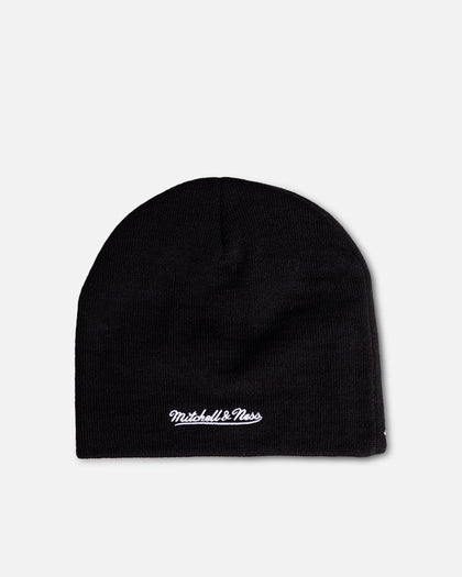 Mitchell & Ness Chicago Bulls Outer Limits Skull Beanie Black