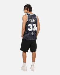 Mitchell & Ness New York Knicks Patrick Ewing #33 Playoff Energy Swingman Jersey Navy