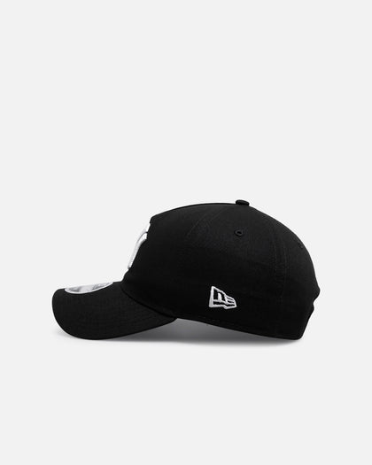 New Era New York Yankees 'Duck Canvas' 9FORTY A-Frame Unstructured Snapback Black
