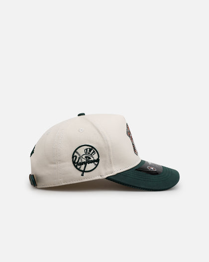 Pro Standard New York Yankees 'Tapestry 2.0' Pinch Front Strapback Dark Green