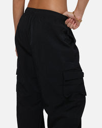 Nike Women's Sportswear Essential High-Rise Woven Cargo Pants Black/White
