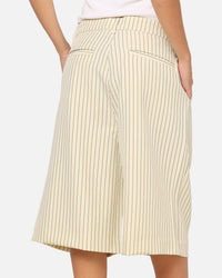 Carre Heritage Pleated Shorts Off White Pinstripe