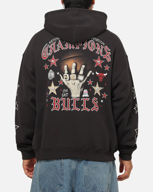Mitchell & Ness Chicago Bulls Blackletter Champs Box Hoodie Washed Black
