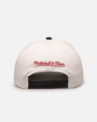 Mitchell & Ness Chicago Bulls 'Draft Day' Pro Pinch Snapback White/Black