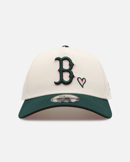 New Era Boston Red Sox 'Pink Satin Hearts Green' 9FORTY A-Frame Snapback Chrome/Dark Green