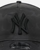 New Era New York Yankees 'Camo' 9FORTY A-Frame Trucker Snapback Black
