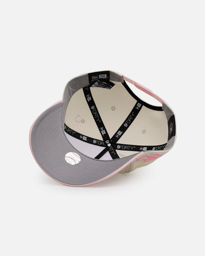 New Era New York Yankees 'Lover's Club' 9FORTY A-Frame Snapback Chrome