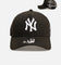 New Era New York Yankees 9FORTY A-Frame Trucker Snapback Black