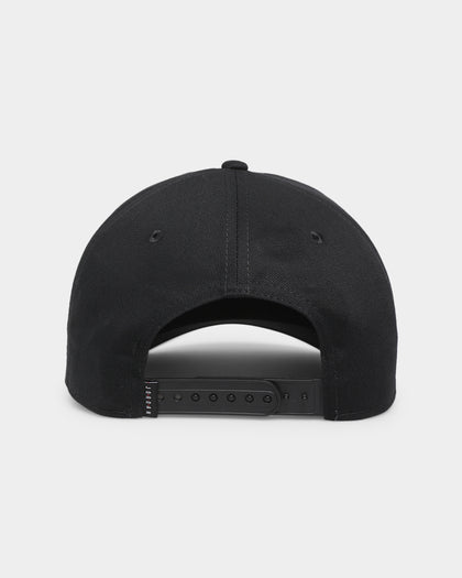 Jordan Flight Essentials Classic 99 Snapback Black/Uni Red