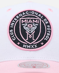 Mitchell & Ness Inter Miami Logo Pro Crown Snapback Light Pink