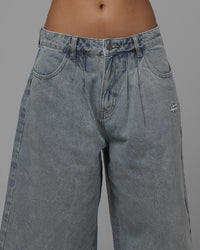Loiter Star Born Pleated Jorts Blue Washed Denim