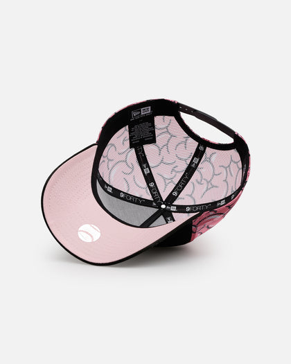 New Era Atlanta Braves 'Thoughtful' 9FORTY A-Frame Trucker Snapback Black/Pink