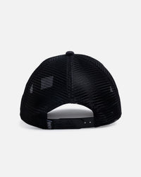 Von Dutch Signature Velvet Trucker Snapback Black