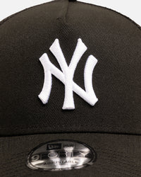 New Era New York Yankees 9FORTY A-Frame Trucker Snapback Black
