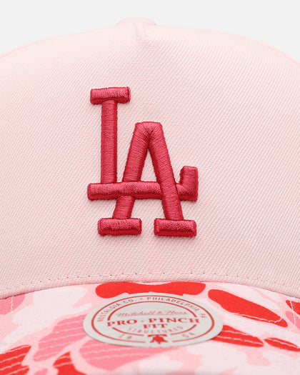 Mitchell & Ness Los Angeles Dodgers 'Pink Camo' Pro Pinch Snapback Pink
