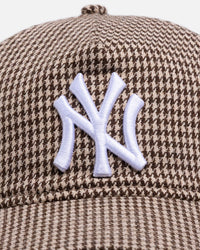 New Era New York Yankees 'Houndstooth' 9FORTY A-Frame Unstructured Strapback Brown