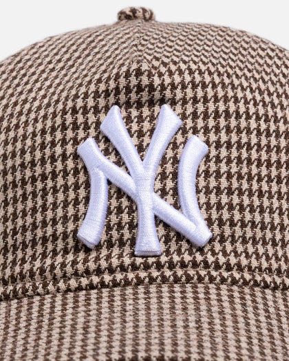 New Era New York Yankees 'Houndstooth' 9FORTY A-Frame Unstructured Strapback Brown