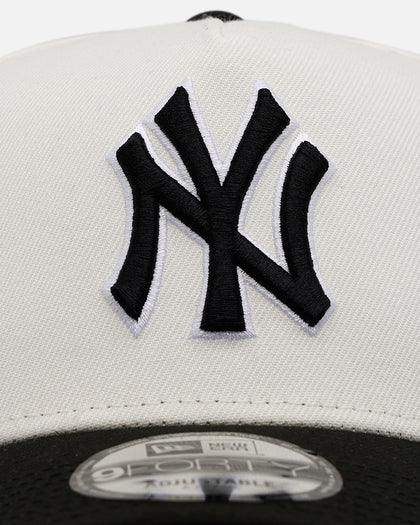 New Era New York Yankees 'Chrome Black' 9FORTY A-Frame Snapback Chrome/Black