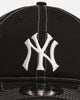New Era New York Yankees 'Contrast Chrome' 9TWENTY Casual Trucker Strapback Black