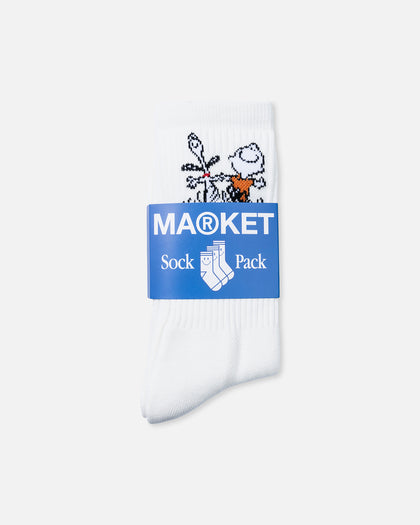 Market Peanuts Snoopy Charlie Dance Socks Ecru
