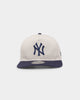 New Era New York Yankees Old Golfer Snapback Stone/Navy