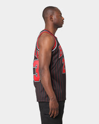 Mitchell & Ness Chicago Bulls Michael Jordan '95-'96 #23 Authentic Jersey Black